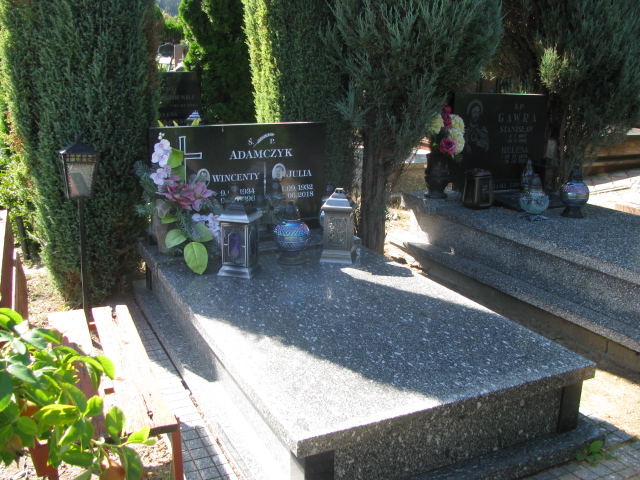 Julia Adamczyk 1932 Bielawa - Grobonet - Wyszukiwarka osób pochowanych