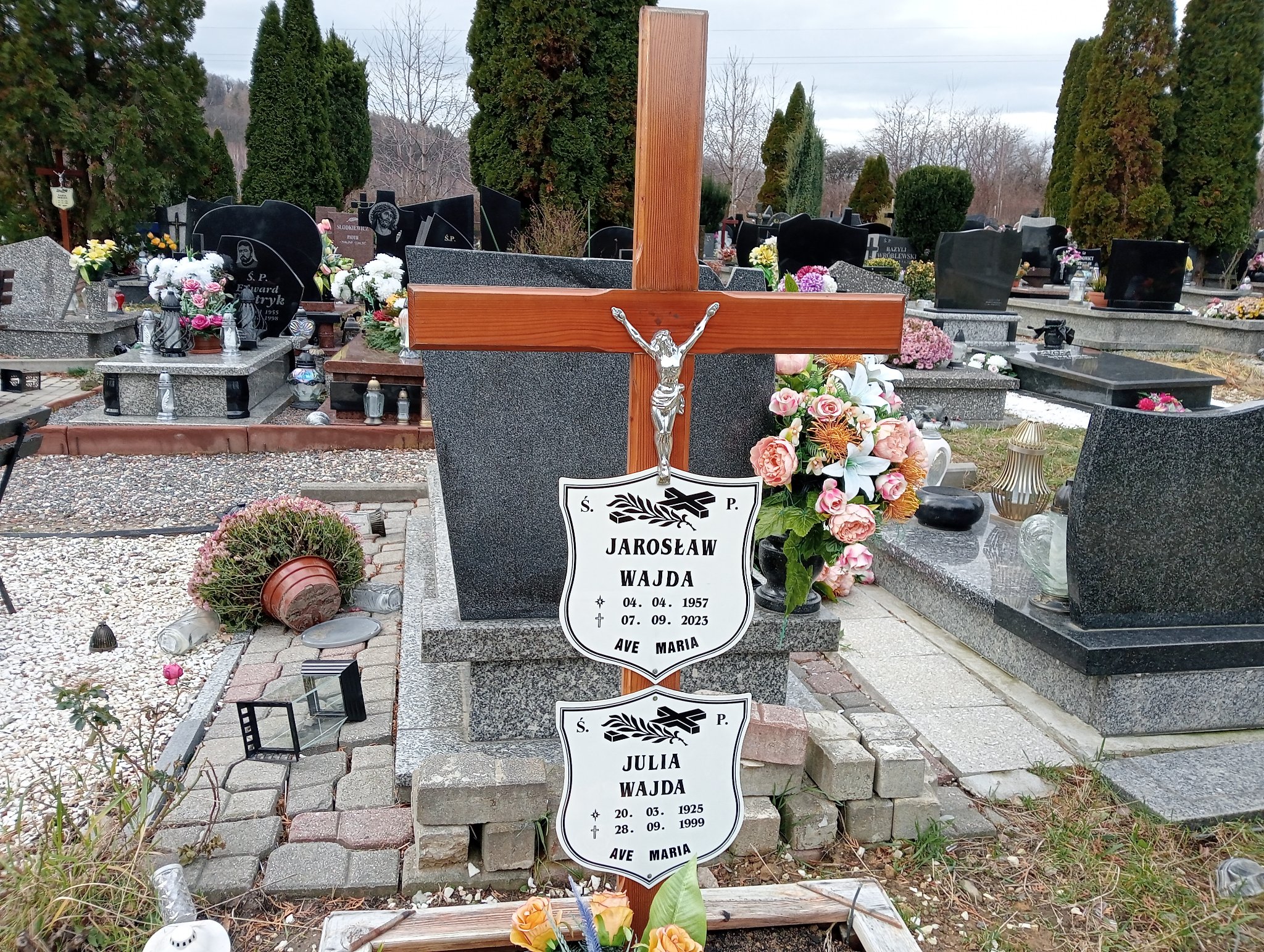 Jarosław Wajda 1957 Bielawa - Grobonet - Wyszukiwarka osób pochowanych