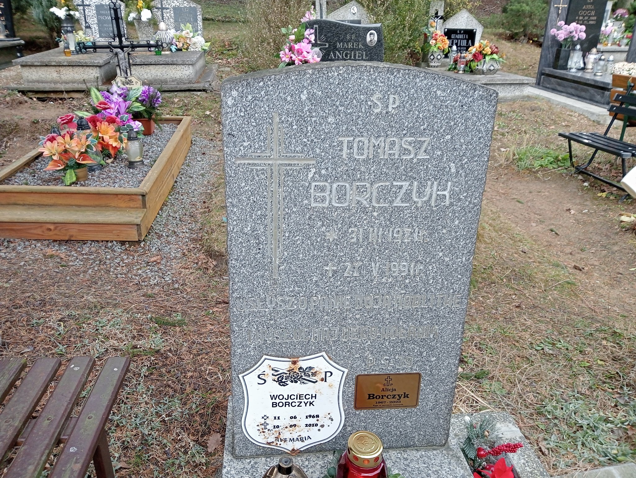 Tomasz BORCZYK 1971 Bielawa - Grobonet - Wyszukiwarka osób pochowanych