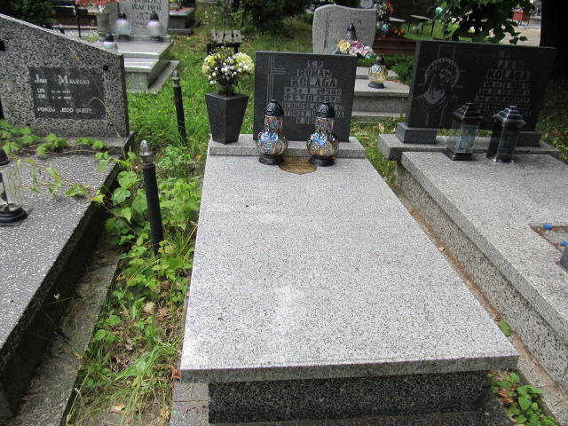 Grób ROMAN KOLAGA