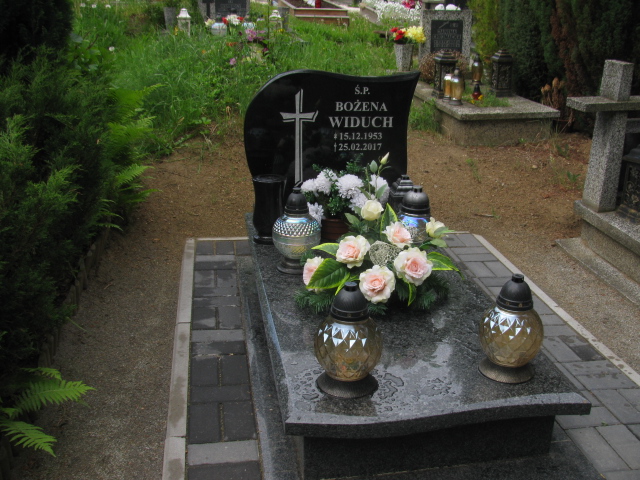 Grób Bożena Widuch