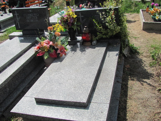 Grób MARIA ZIARNIK