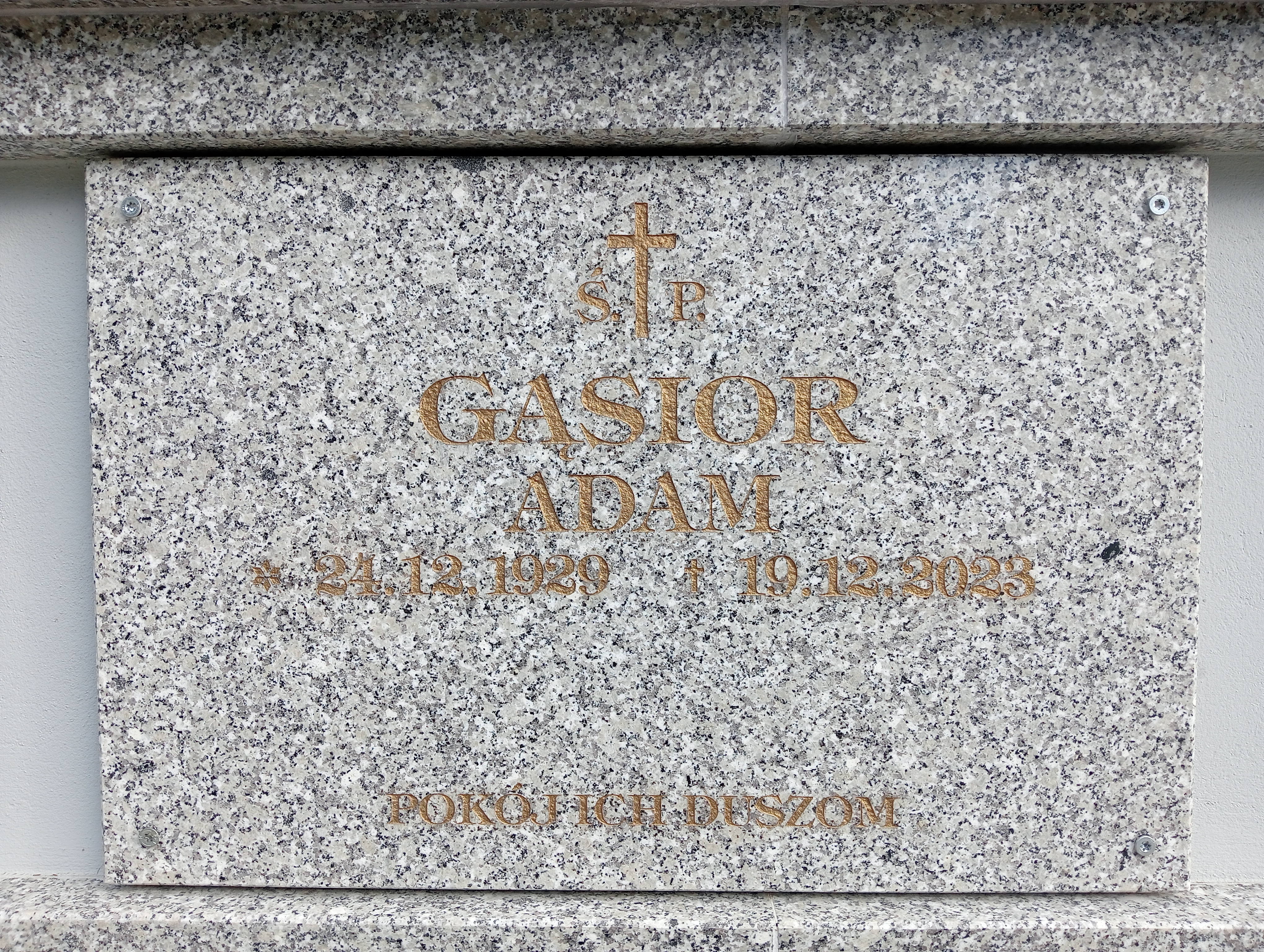 Adam Gąsior 1929 Bielawa - Grobonet - Wyszukiwarka osób pochowanych