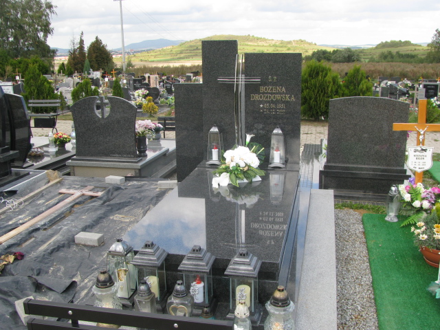 Bożena Drozdowska 1951 Bielawa - Grobonet - Wyszukiwarka osób pochowanych