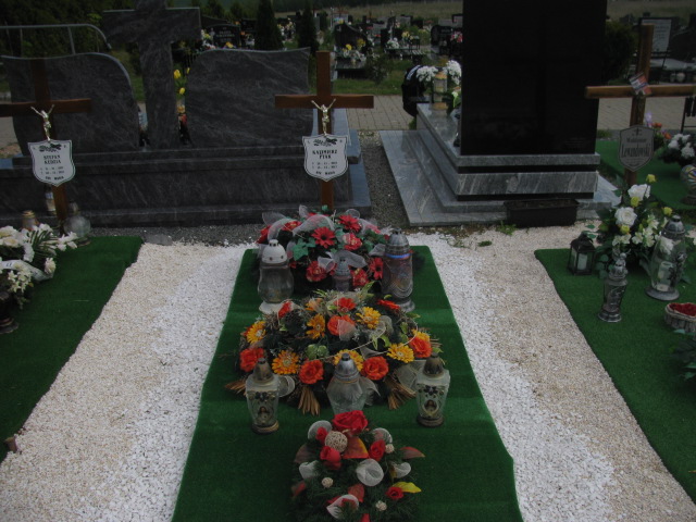 Grób Kazimierz Ptak